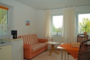 TV - Beach chair house 1 150 m to the beach quiet location - Beach chair house 1 150 m to the beach (Göhren)