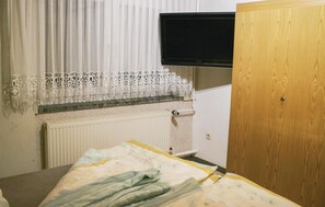 2 Schlafzimmer, Reisekinderbett, kostenloses WLAN