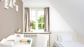 4 Schlafzimmer, Bügeleisen/Bügelbrett, Reisekinderbett, WLAN