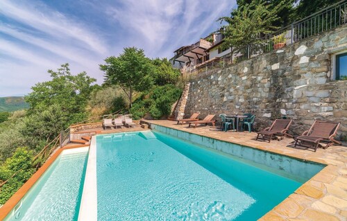 Nice apartment in Loro Ciuffenna AR
