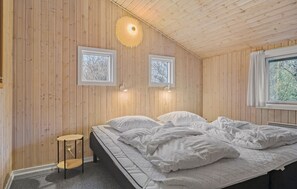 3 عدّة غرف نوم وسرير سفر وواي فاي مجانًا