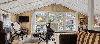 Nice home in Rømø with sauna