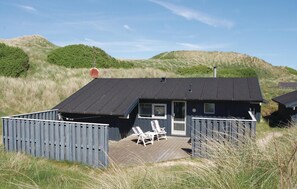 Exterior - Nice home in Blokhus with kitchen (Blokhus)