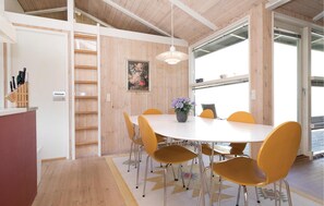 Dining - Nice home in Blokhus with kitchen (Blokhus)