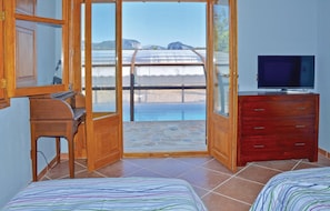 4 chambres, lit parapluie, Wi-Fi gratuit, draps fournis