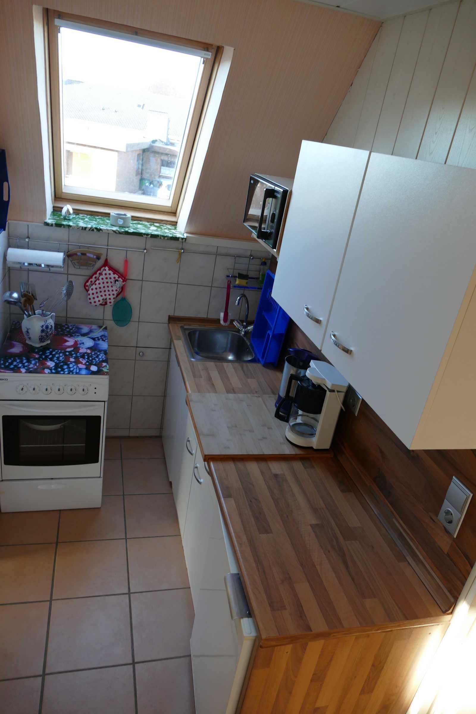 Kühlschrank, Mikrowelle, Ofen