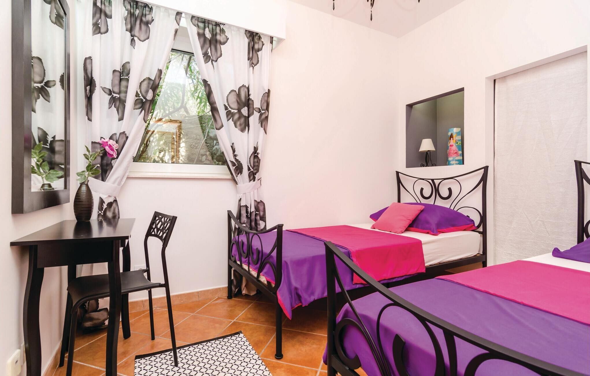 2 soverom, wi-fi (inkludert) og sengetøy