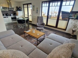 TV - (244) 2-room apartment - apartment complex holiday dreams (Kühlungsborn)