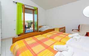 2 عدّة غرف نوم وواي فاي مجانًا وملاءات أسرّة