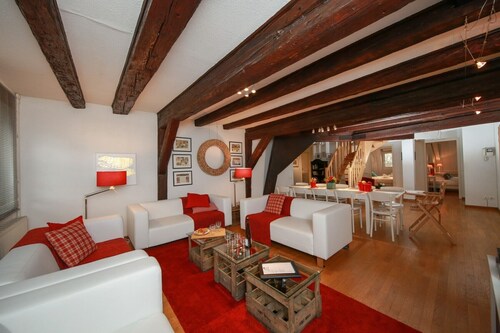 herzog duplex ac 160m2 city center 5br 3bth