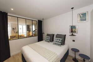 4 bedrooms, in-room safe, iron/ironing board, free WiFi - Balthazar, 4BR/4BA, 9 people (París)