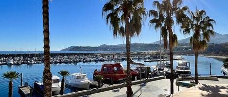 Marina/club náutico