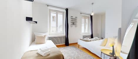 4 chambres, fer et planche Ă repasser, accĂšs au Wi-Fi (inclus)