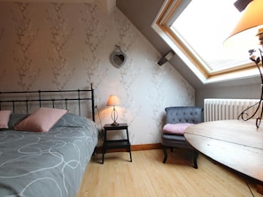 3 bedrooms, free WiFi - Rustic house in Vicq-sur-Mer - 6 people, Pets allowed (Vicq-sur-Mer)