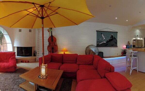 TV, DVD player, stereo - Homerez - House near Montluçon (Montluçon)