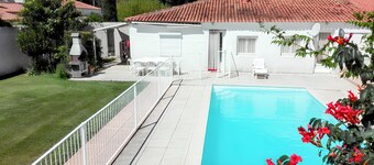 Homerez - Charming Villa in Meynes with Private Pool