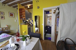 In-room safe, iron/ironing board, free WiFi, bed sheets