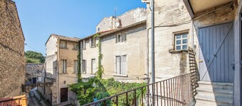 Homerez - Charming Studio in Villeneuve, 45m², balcony