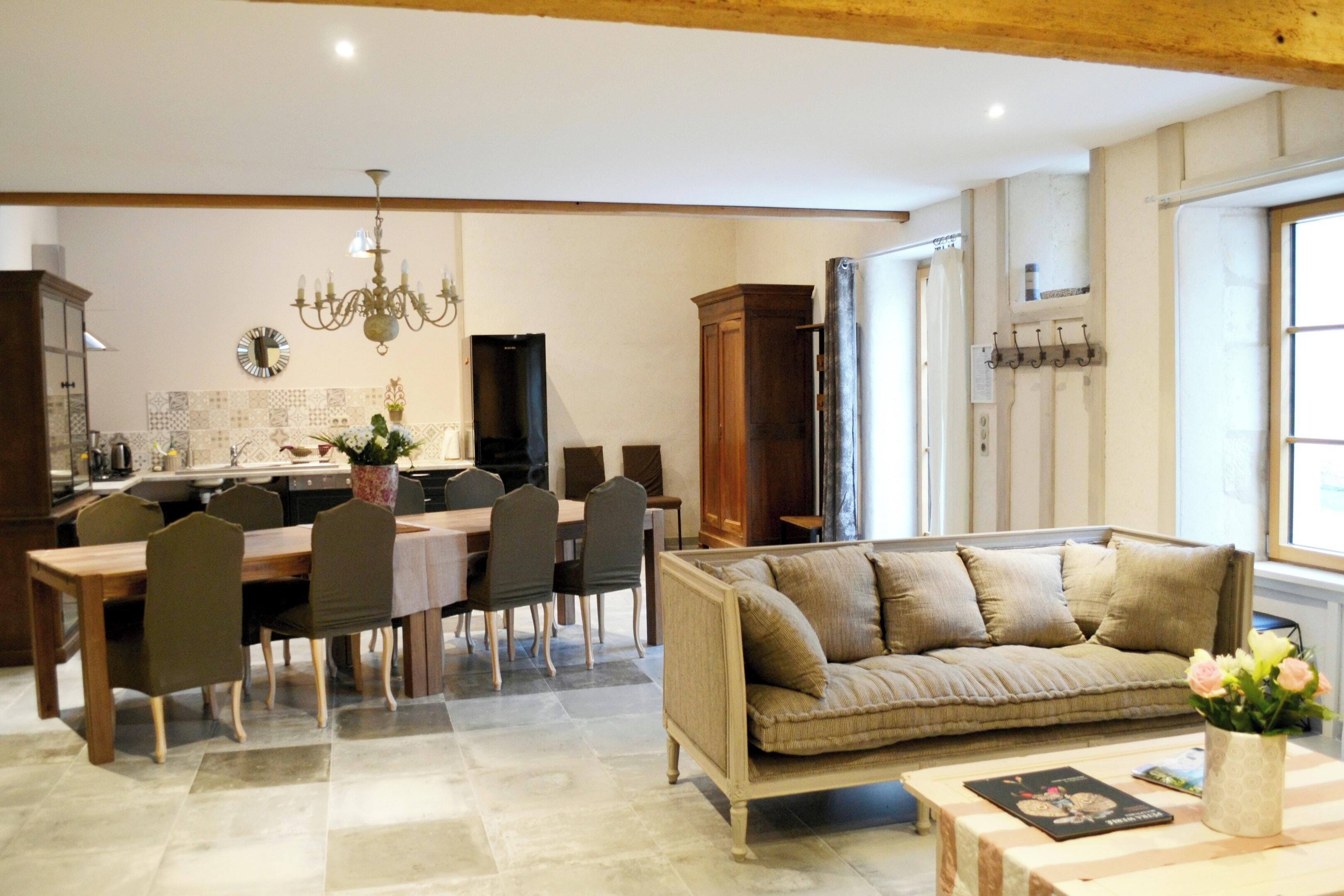 Télévision, chaîne hi-fi