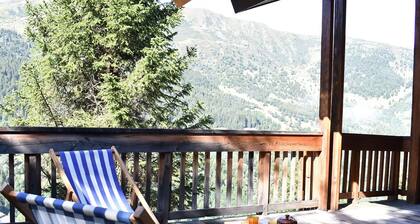 Spacious Chalet in Méribel - Pets Allowed, Parking Included