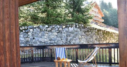 Charming 5-Room Chalet for 8/10 in MĂ©ribel â Close to Ski Lifts & Amenities, Pet Friendly