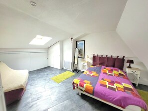 2 bedrooms