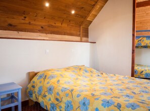 1 bedroom, travel crib - Homerez - Chalet in Le Tholy (Le Tholy)