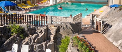 Beheizter Pool