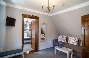 Studio Deluxe | Vardagsrum | Platt-tv