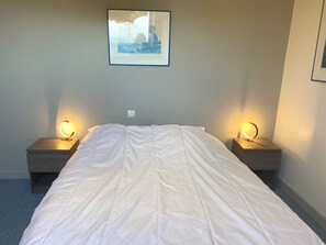 4 Schlafzimmer, Schreibtisch, kostenloses WLAN