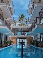 Outdoor pool, sun loungers