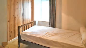 4 Schlafzimmer, BĂŒgeleisen/BĂŒgelbrett