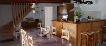 Homerez - House in Saint-Gènes-Champespe