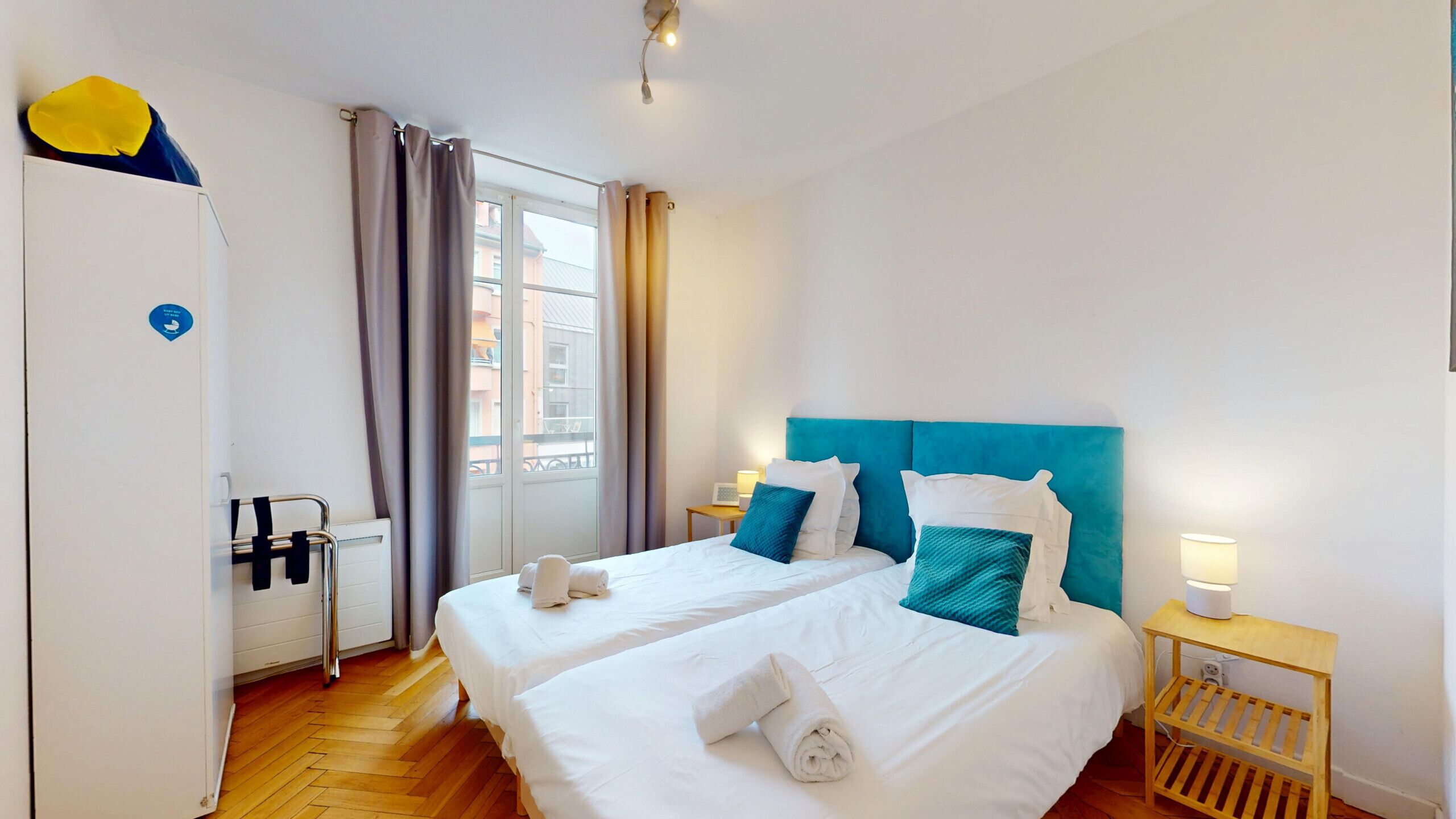 2 chambres, fer et planche à repasser, Wi-Fi gratuit, draps fournis