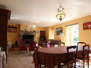 تناول الطعام