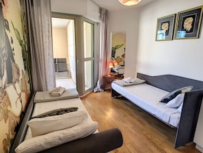 2 chambres, fer et planche Ă repasser, Internet gratuit