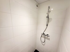 Hair dryer
