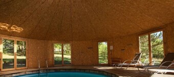 Logement insolite tout confort 1, piscine chauffée