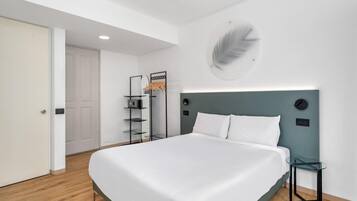 Standard Double Room | In-room safe, desk, soundproofing, free WiFi