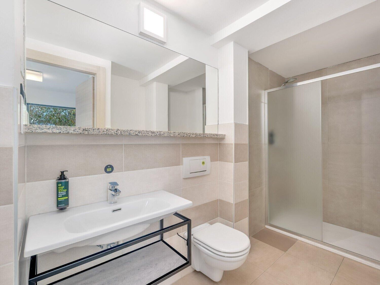 In-room safe, desk, soundproofing, free WiFi