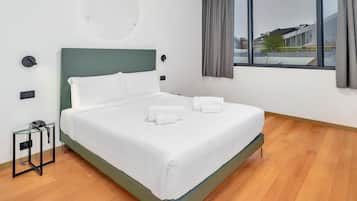 Zimmersafe, Schreibtisch, schallisolierte Zimmer, kostenloses WLAN