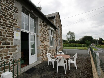 Cozy house for 2 in Saint-James, pets allowed