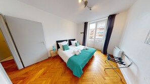 1 Schlafzimmer, Bügeleisen/Bügelbrett, Reisekinderbett, kostenloses WLAN