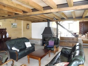 TV, fireplace, DVD player, stereo