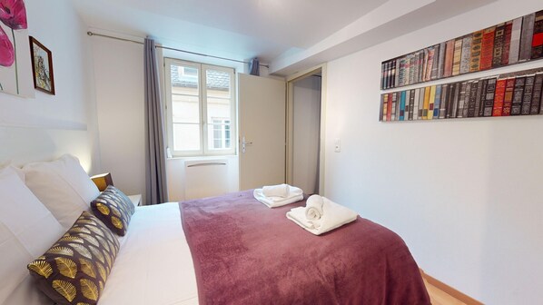1 bedroom, soundproofing, iron/ironing board, free WiFi