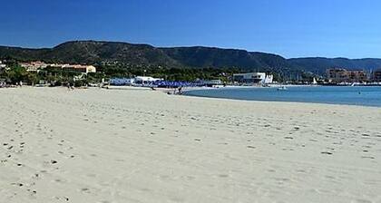 Studio for 4 with terrace in Bormes-les-Mimosas