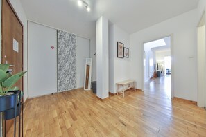 Nicht klassifiziertes Bild, 5 von 30, Schaltfläche