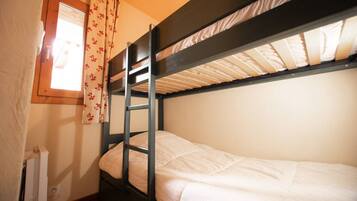 2 bedrooms