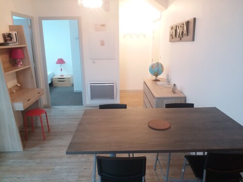 Apartment T2 50 m², Free Parking