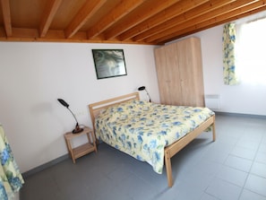 3 bedrooms